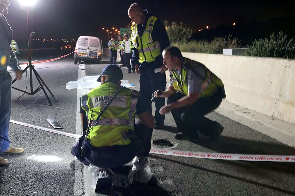 חקירת תאונת דרכים קטלנית פגע וברח בה נהרגה צעירה בת 26 בכביש 6. | קוקו