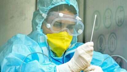 בדיקת קורונה. | AFP