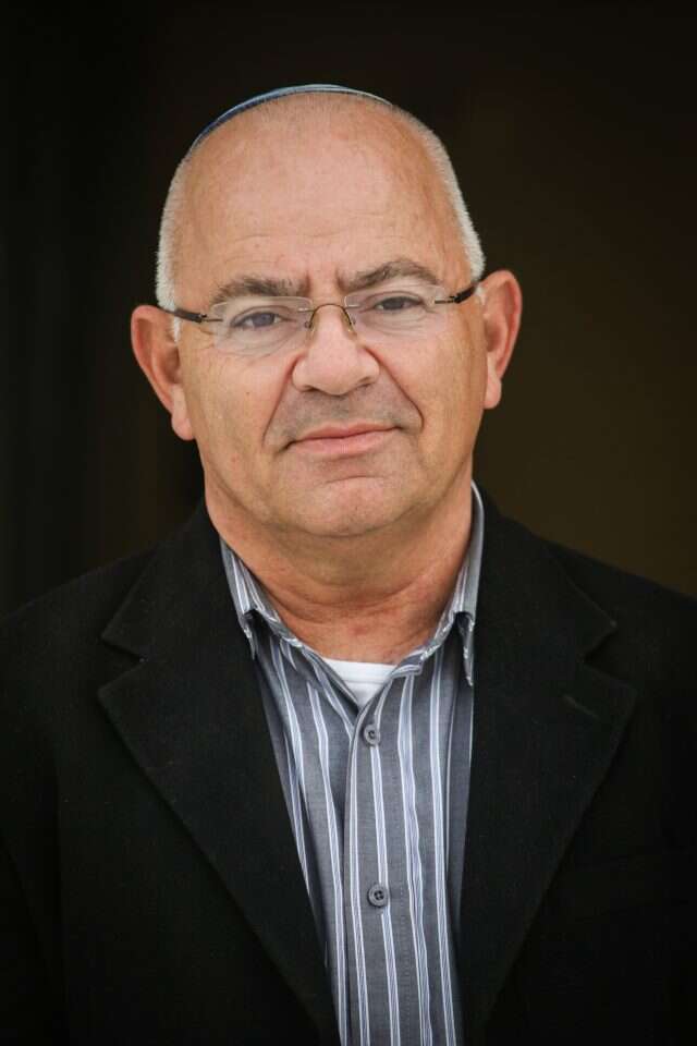 אלוף במיל' יאיר נוה. | אבישג שאר-ישוב אלוף במיל' יאיר נוה. | אבישג שאר-ישוב