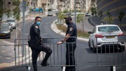 סגר בשכונה בבית שמש, בשבוע שעבר. | יונתן זינדל, פלאש 90