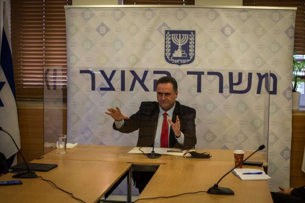 ישראל כ"ץ בתדרוך עיתונאים בתחילת יולי. | אורן בן חקון