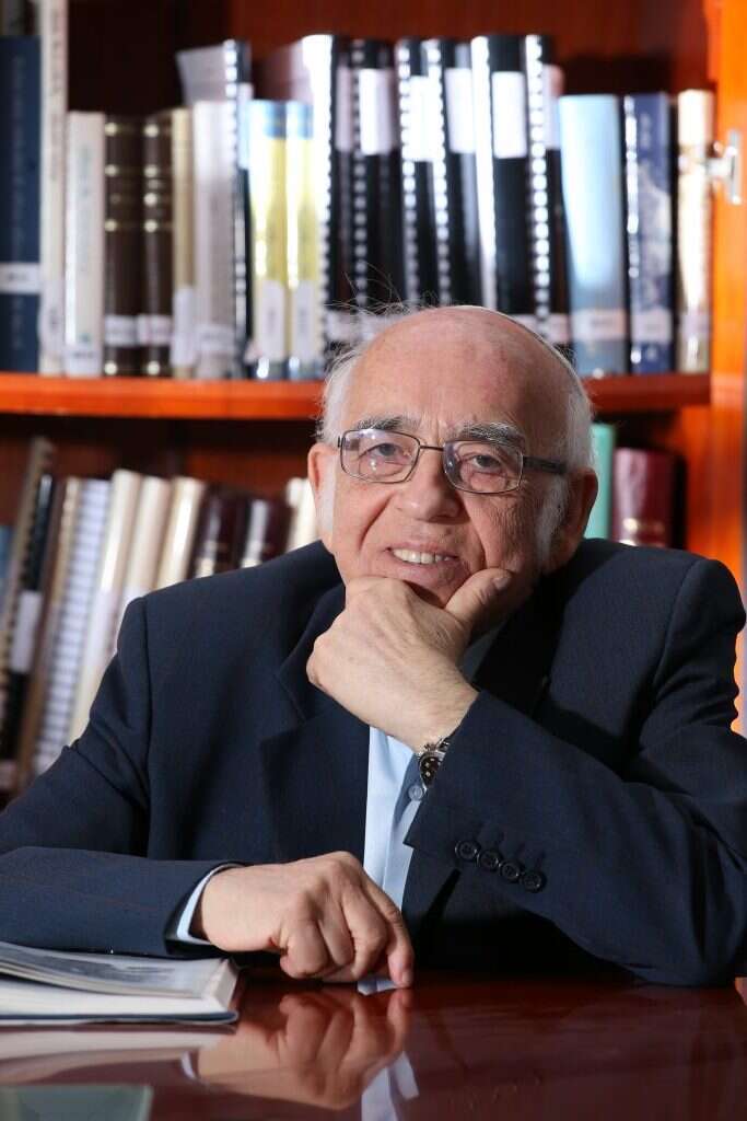 פרופ' יעקב שוויקה. | מרים צחי