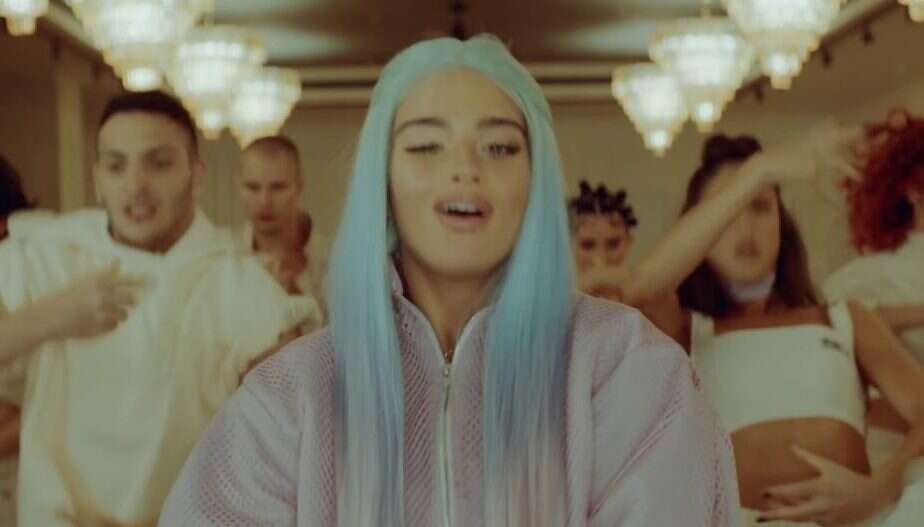 הבעיה היא בחירת החומרים. נועה קירל. | מסך