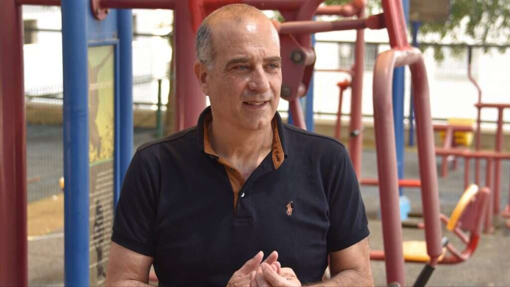 השכלה גבוהה לבני המקום. נג'יב ח'טיב