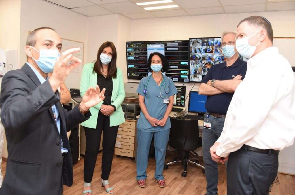 פרופ' רוני גמזו. | מירי גטניו, דוברות איכילוב