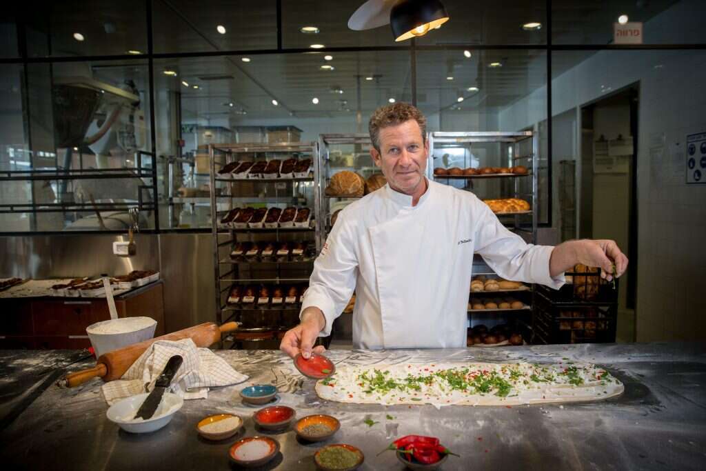 לחמים. החשמונאים 103, תל־אביב. | מרים אלסטר, פלאש 90