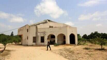 בית הכנסת הנטוש ביישוב גדיד בגוש קטיף כפי שצולם השבוע. | עבד רחים קטיב, פלאש 90 בית הכנסת הנטוש ביישוב גדיד בגוש קטיף כפי שצולם השבוע. | עבד רחים קטיב, פלאש 90