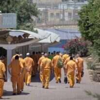 אסירים בכלא צלמון. | משה שי, פלאש 90