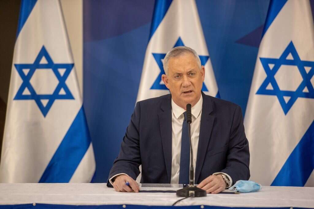 גנץ. | טל שחר