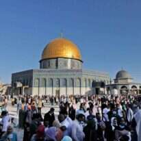 תפילת המוסלמים ההמונית בהר הבית, לפני כשבוע. | AFP