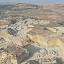 לפחות 878 דונמים בשטח C .מחצבת הענק סמוך למגדל־עוז. | תנועת רגבים