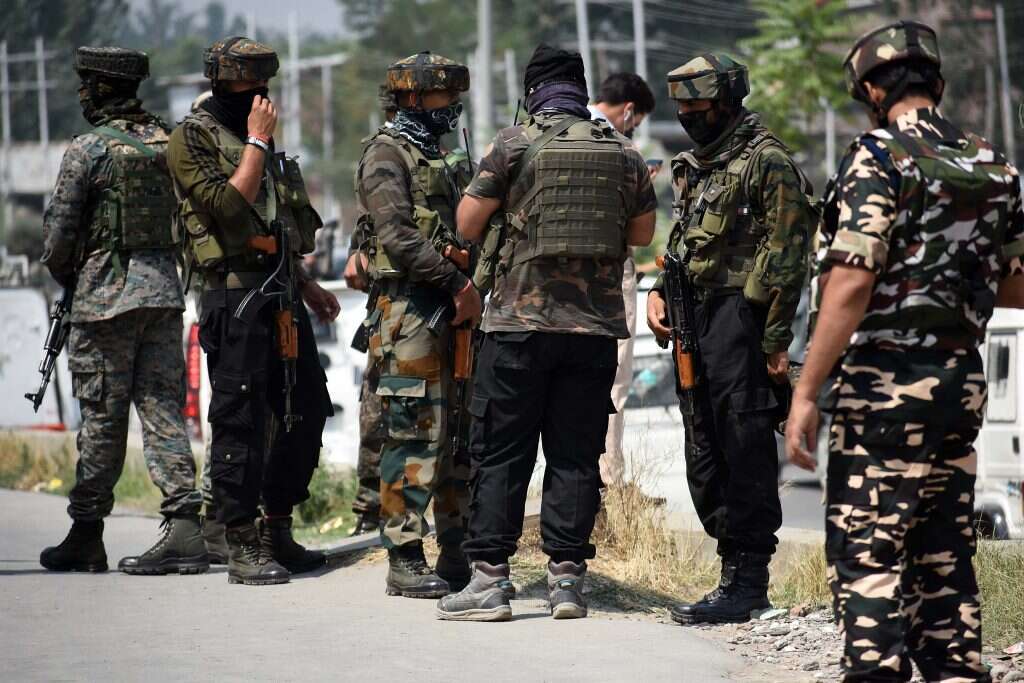 אזהרת מסע חמורה. חיילים הודים בחבל קשמיר, החודש. | גטי אימג'ס אזהרת מסע חמורה. חיילים הודים בחבל קשמיר, החודש. | גטי אימג'ס