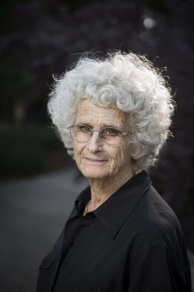 רות גביזון. | הדס פרוש, פלאש 90