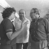 שפט (במרכז) עם יובל נאמן וגאולה כהן, 1984. | חנניה הרמן, לע"מ