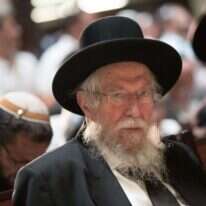 הגרז"ן, הרב זלמן נחמיה גולדברג בחנוכת בית המדרש של ישיבת הר המור. | יונתן זינדל, פלאש 90