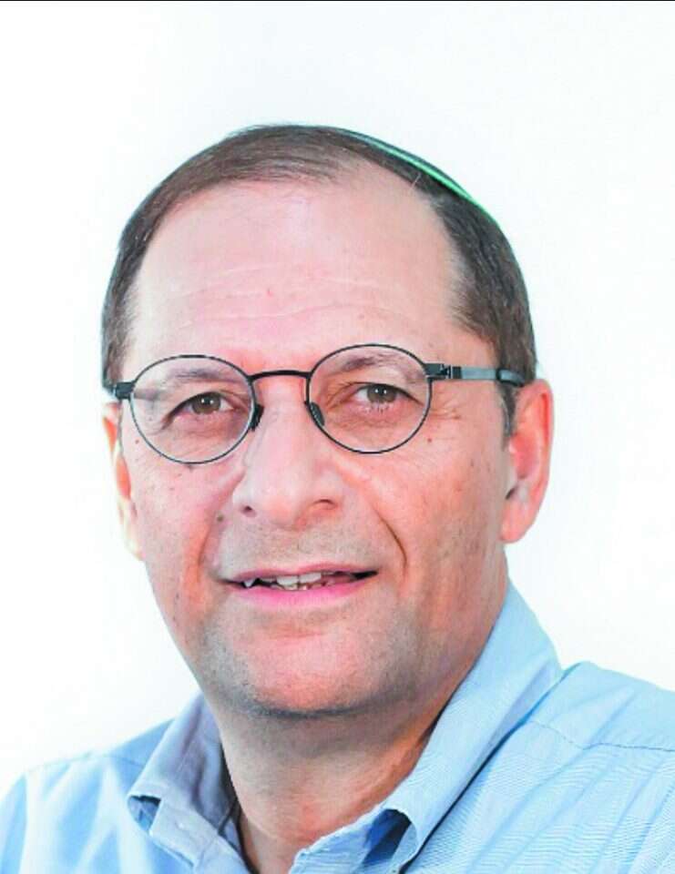 ד"ר אמנון אלדר. | דניאל בר און