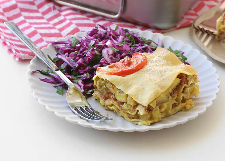 לזניית בשר עם קישואים וקרם כרובית. | אפרת ליכטנשטט