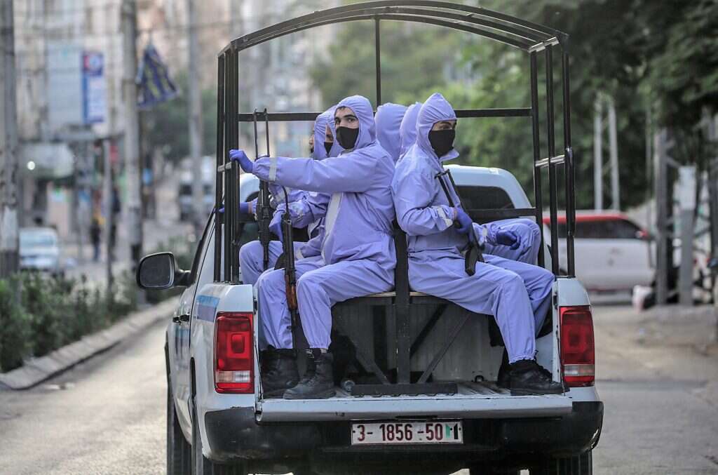 כוחות חמאס מפטרלים ברצועת עזה. | EPA