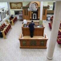 "לראש השנה יש עוד צדדים רוחניים מלבד התפילה". תפילה בצפת בראשית התפרצות הקורונה. | דוד כהן, פלאש 90