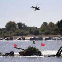 כוחות סיניים בתרגיל צבאי. | אי. פי. איי