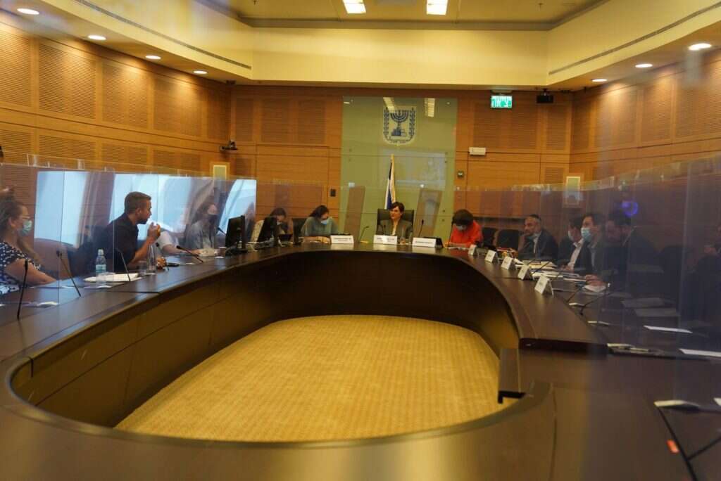 הדיון בוועדת העבודה והרווחה. | דוברות הכנסת