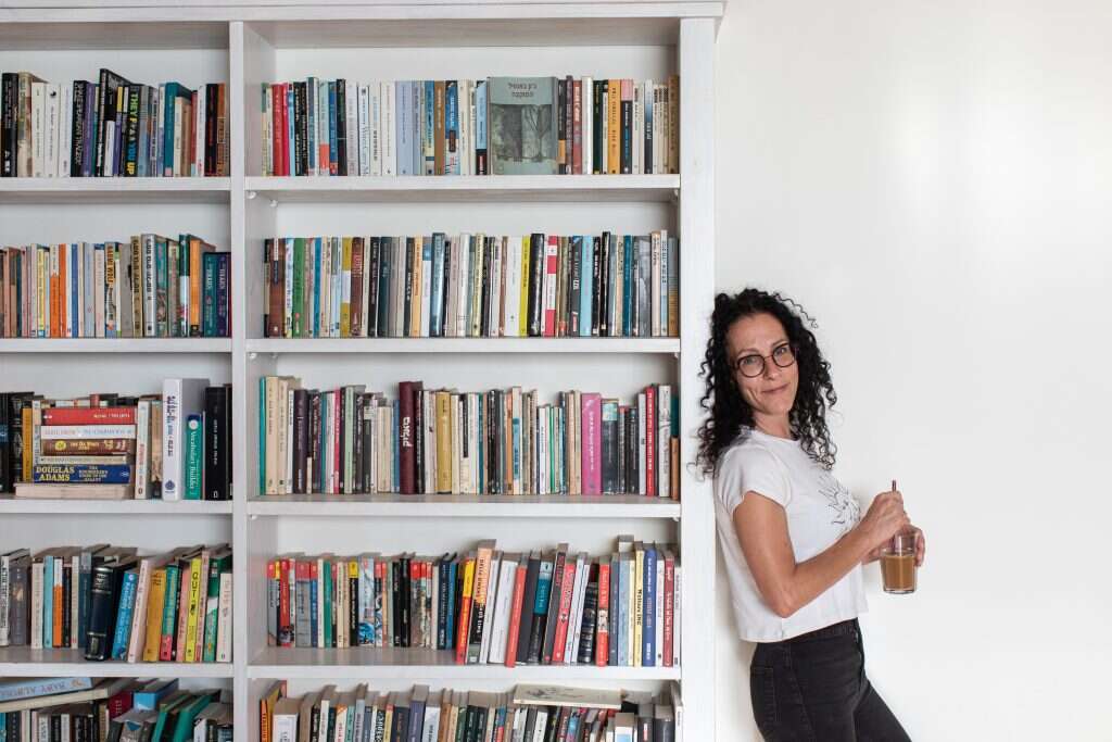 לא מתחרה בהוצאות הספרים. נטע גורביץ. | אבישג שאר–ישוב לא מתחרה בהוצאות הספרים. נטע גורביץ. | אבישג שאר–ישוב