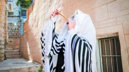 תקיעת שופר בירושלים | דוד כהן, פלאש 90