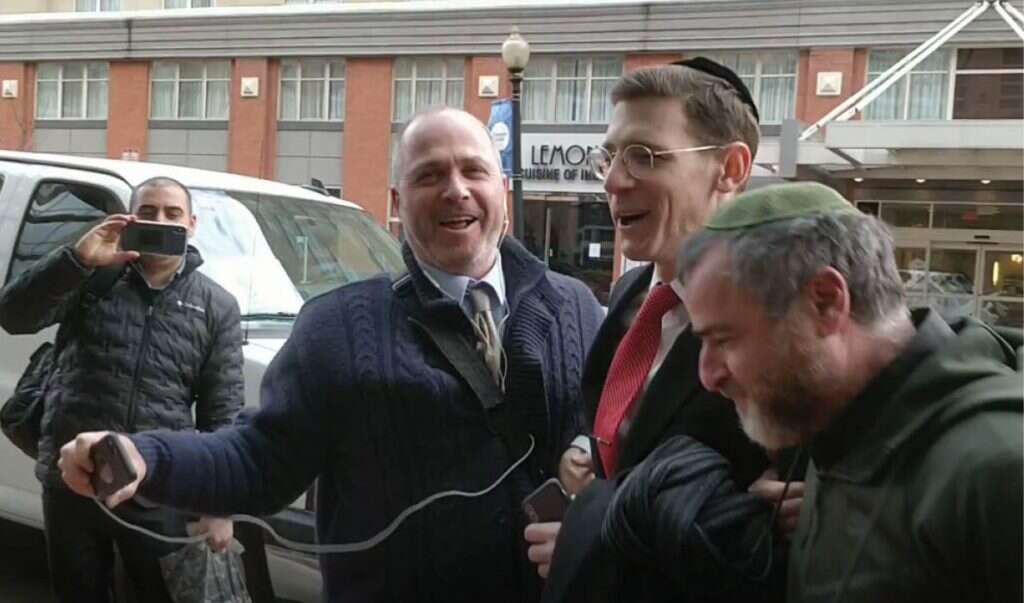 מעגל הרוקדים הגמלוני והמאולתר בוושינגטון // ינואר 2020 , שבט תש"ף