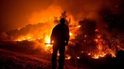 האש בקליפורניה. | AFP האש בקליפורניה. | AFP