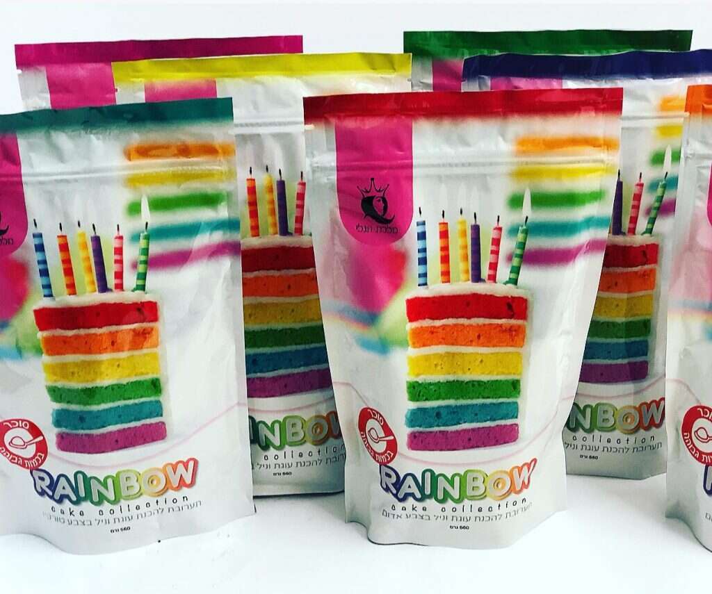 תערובות להכנת עוגות צבעוניות של מלכת הג'לי. 35 שקלים ל-550 גרם. | ליאת חתוכה תערובות להכנת עוגות צבעוניות של מלכת הג'לי. 35 שקלים ל-550 גרם. | ליאת חתוכה