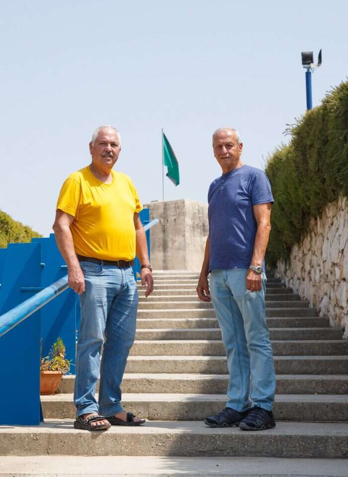 קנטור ולנדאו. | לירון מולדובן