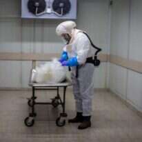 יעקב קורץ, קברן בבית העלמין חולון. | אריק סולטן