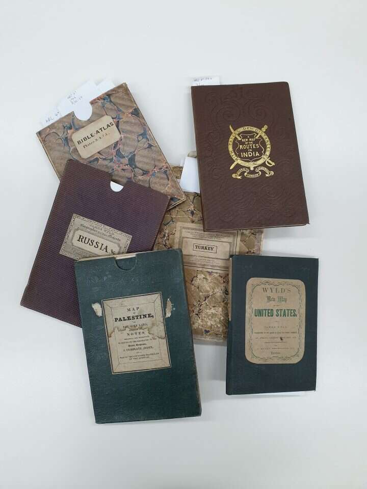עדות למסעותיו הרבים ברחבי העולם. אוסף המפות. | רחלי מלק־בודה, באדיבות הספרייה הלאומית