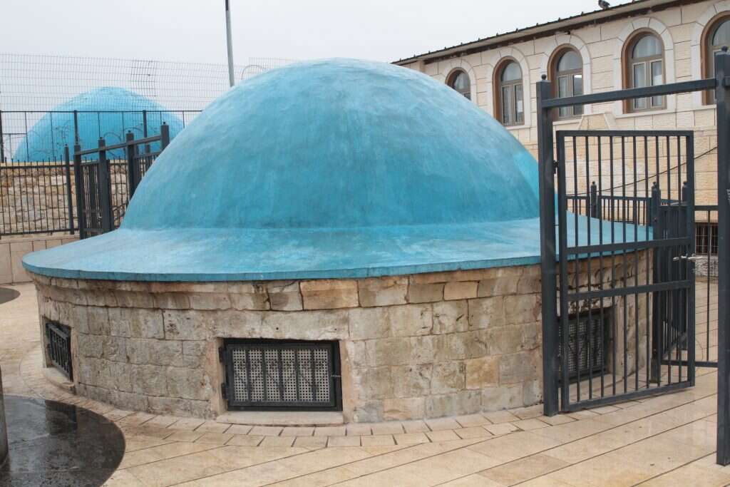 קבר רשב"י. | שאטרסטוק