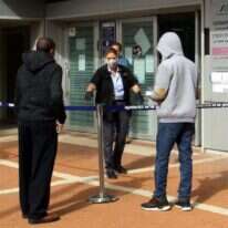 לשכת התעסוקה בחיפה. | הרצי שפירא