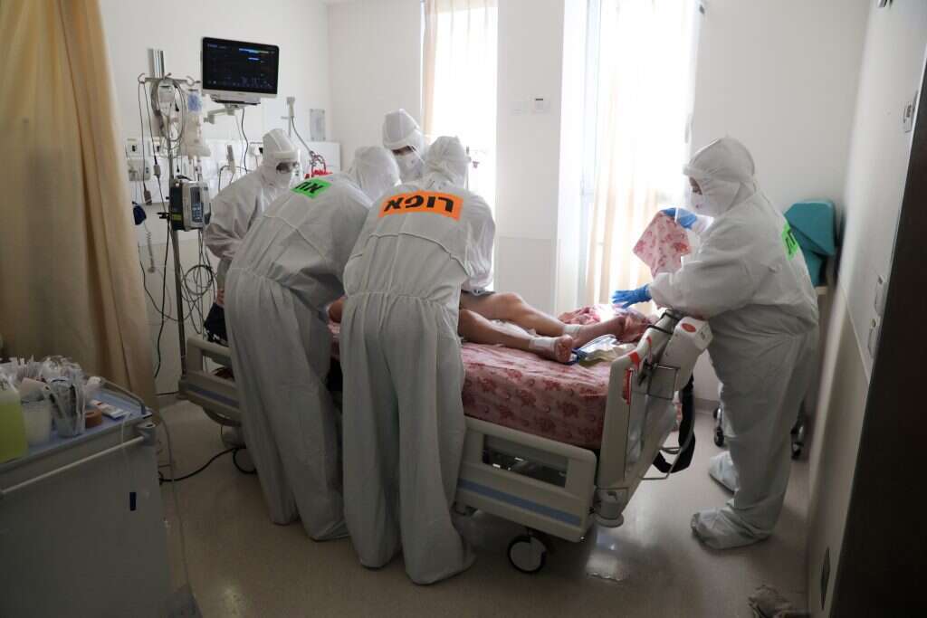 למעלה מ-100 אלף חולים חדשים אובחנו בחודש ספטמבר. | EPA