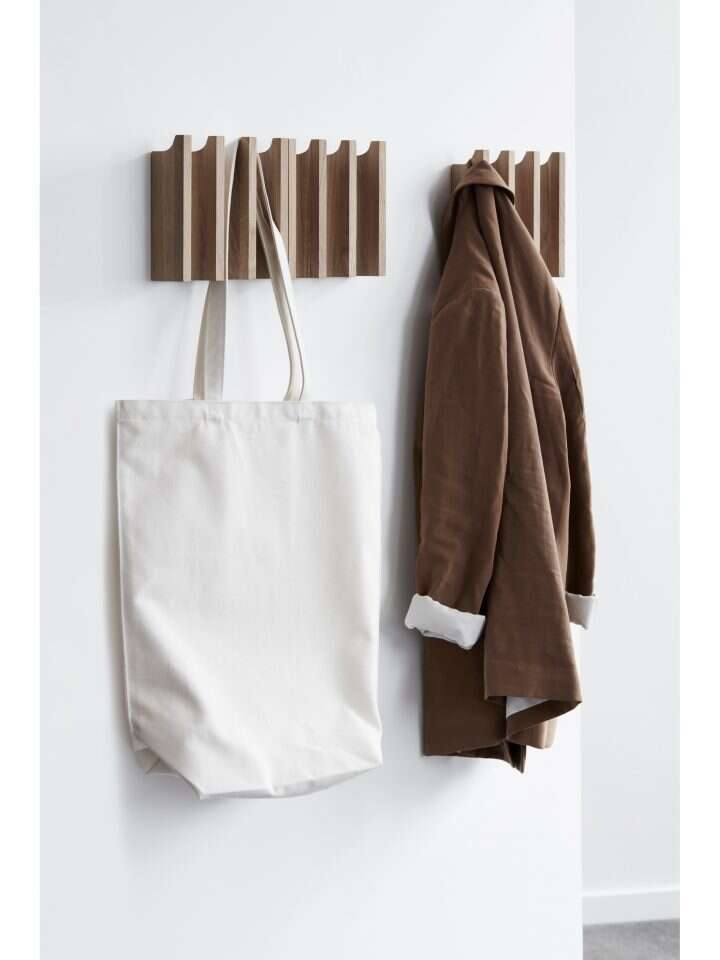 _PRAT LIVING- Colum coat rack 500 שח להשיג בחנות ובאתר prat living. | יחצ