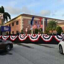 ד"ר ג'יל ביידן בעצרת "נשים בעד ביידן" בפלורידה, יום שני, 5 באוקטובר, י"ז בתשרי | | ג'וני לואיס, גטי אימג'ס