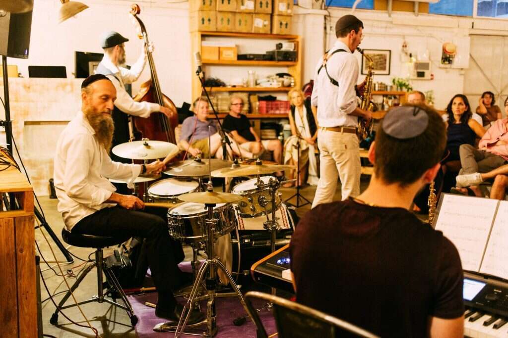 "ניגון קוורטט" בהופעה ביפו. | נחמה יעקובסון