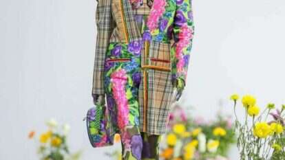 שוטינג קיו. | Lacuna Studios שוטינג קיו. | Lacuna Studios