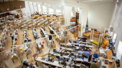 אילוסטרציה. בית המדרש של ישיבת הר עציון מחולק לקפסולות. | אריק סולטן