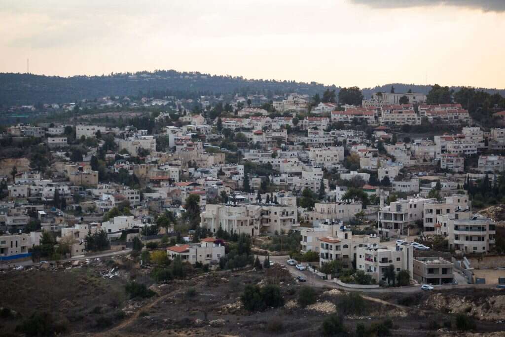 להשתלב באוכלוסייה המקומית. אבו–גוש. | הדס פרוש, פלאש 90
