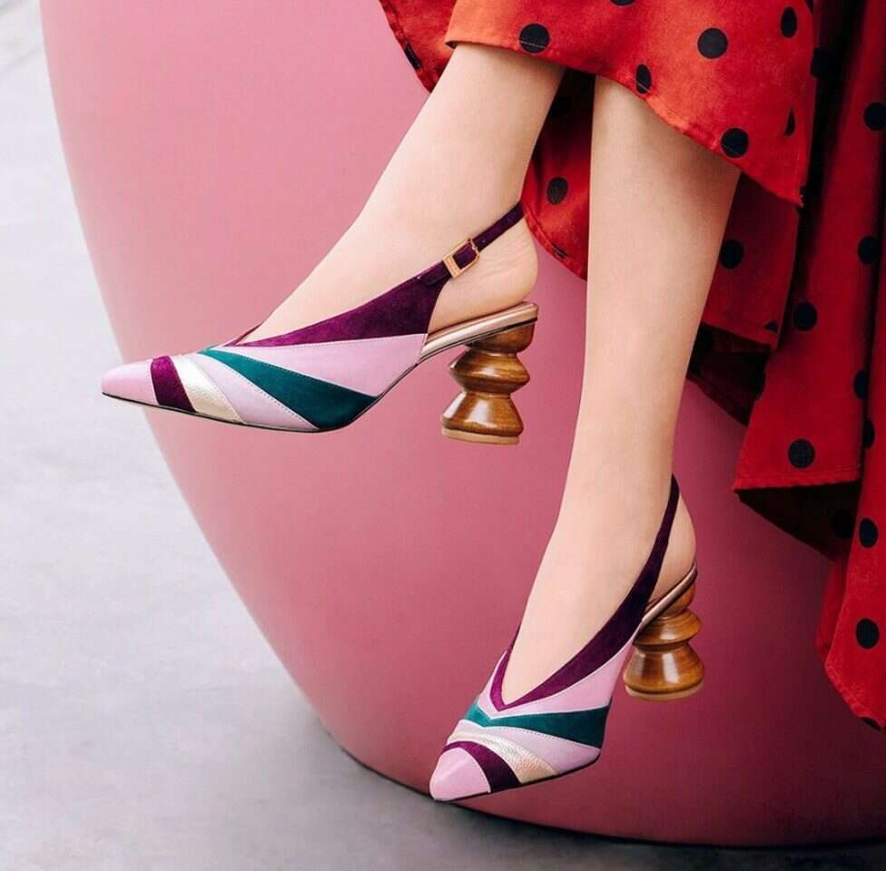 ג'סיקה בוטריץ'. ג'סיקה בוטריץ'.