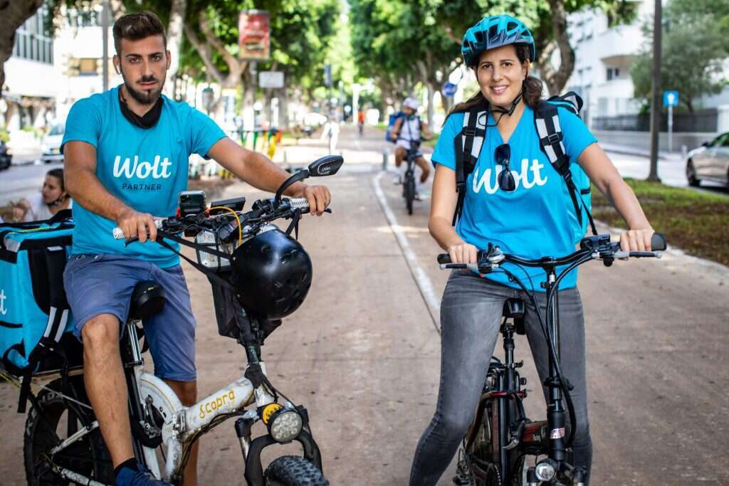 "אוהב את השקט". אלדד יצחק (משמאל) ורחלי מלק–בודה. | אריק סולטן