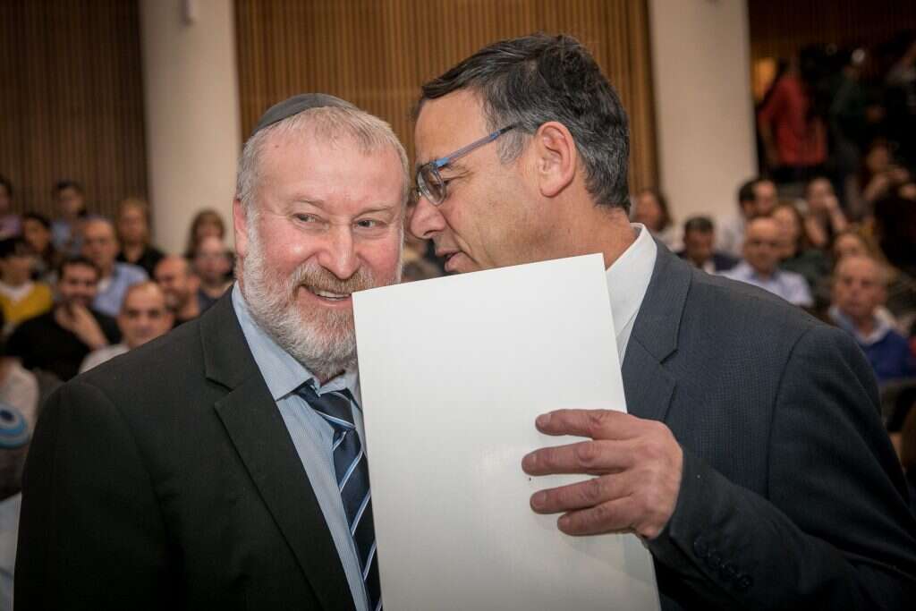 ניצן ומנדלבליט. | אוליבייה פיטוסי, פלאש 90