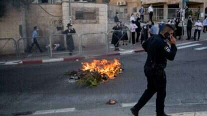 גזרות שמד. מחאת קורונה חרדית בירושלים. | יונתן זינדל - פלאש 90 גזרות שמד. מחאת קורונה חרדית בירושלים. | יונתן זינדל - פלאש 90