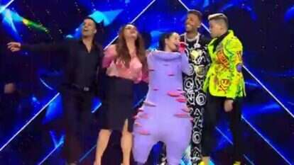 מסך מתוך קשת 12