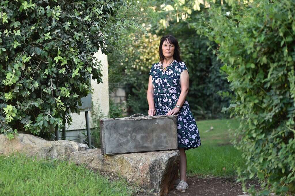 המזוודה השחורה של אבא. עופר. | גיל אליהו, ג'יני