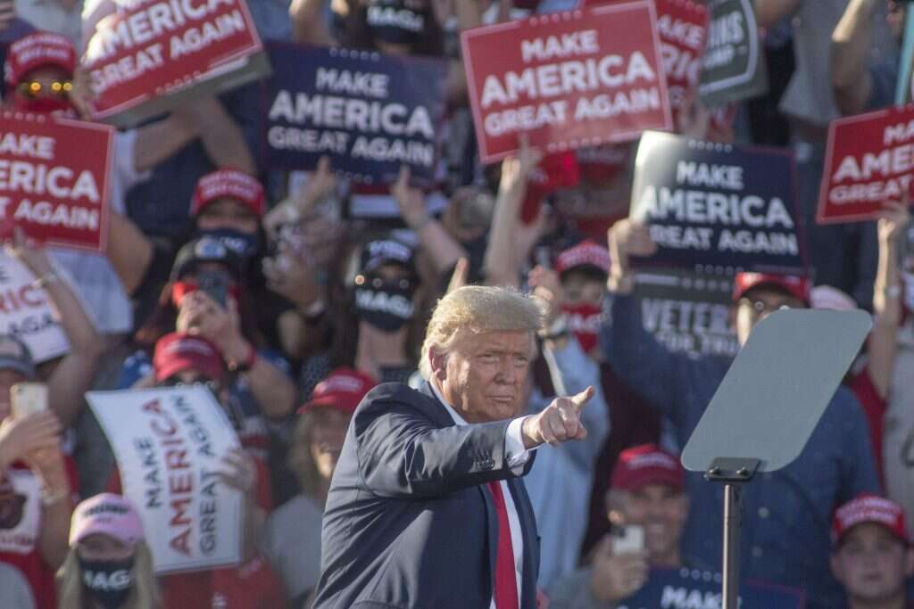 טראמפ בעצרת בחירות באריזונה. | EPA
