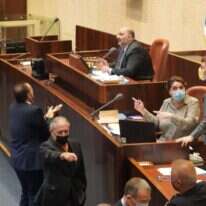 סגן היו"ר, מנסור עבאס, אחרי ביטול ההצבעה. | שמוליק גרוסמן, דוברות הכנסת